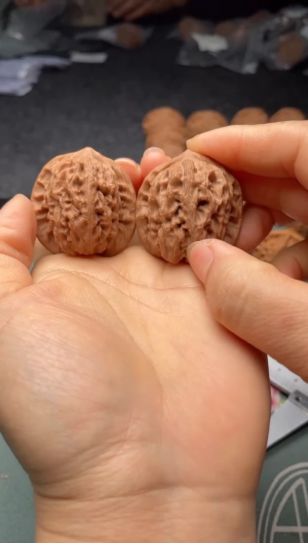 把件文玩核桃w60  龙脉  38