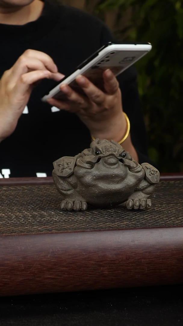 紫砂茶宠牛蟾小号