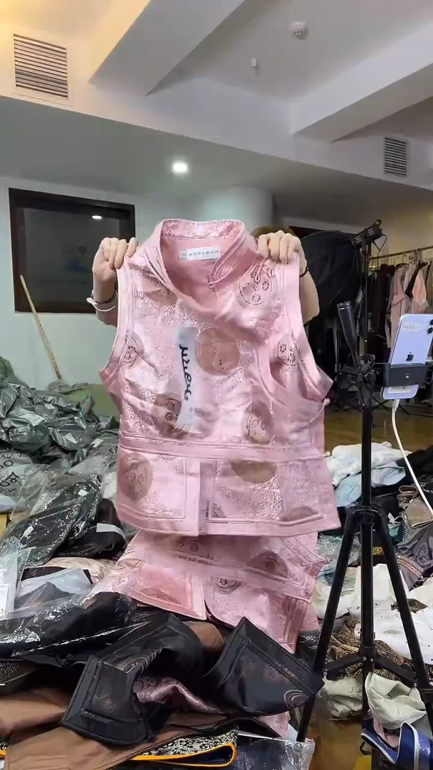 马甲       2XL码    125-135斤（福利）