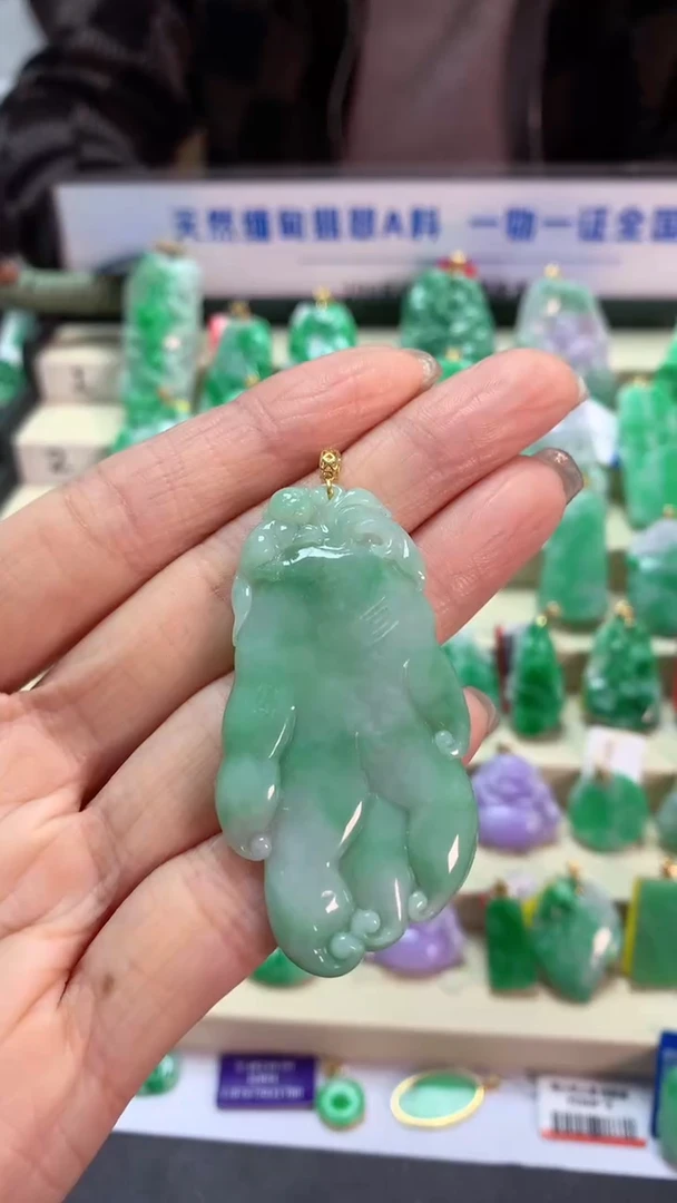 【闪购商品】翡翠吊坠(不含链)18K金镶嵌挂件