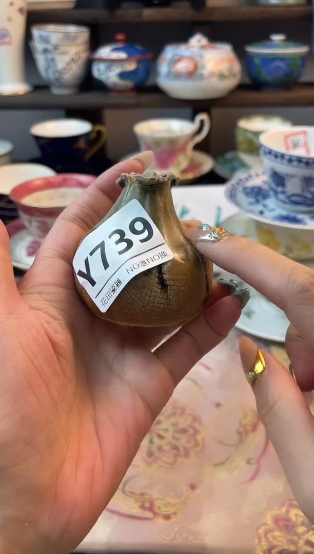 瓷片虹*喵Y739不退不换.感谢理解