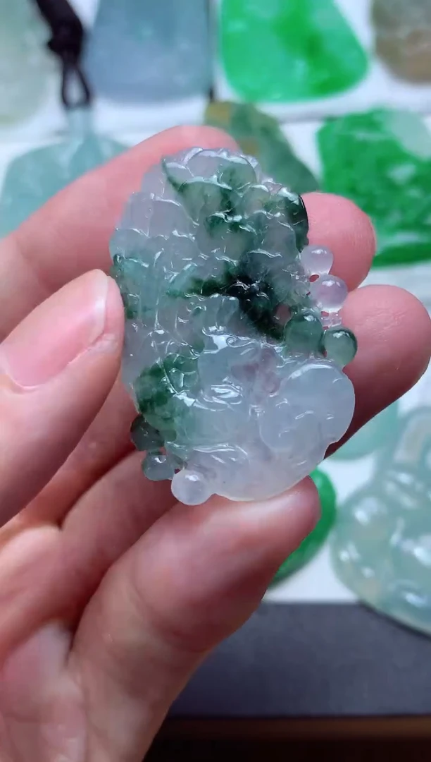 翡翠未镶嵌颈饰天然翡翠