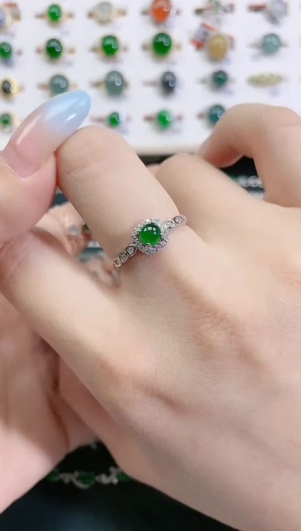 翡翠戒指银S925镶嵌天然翡翠