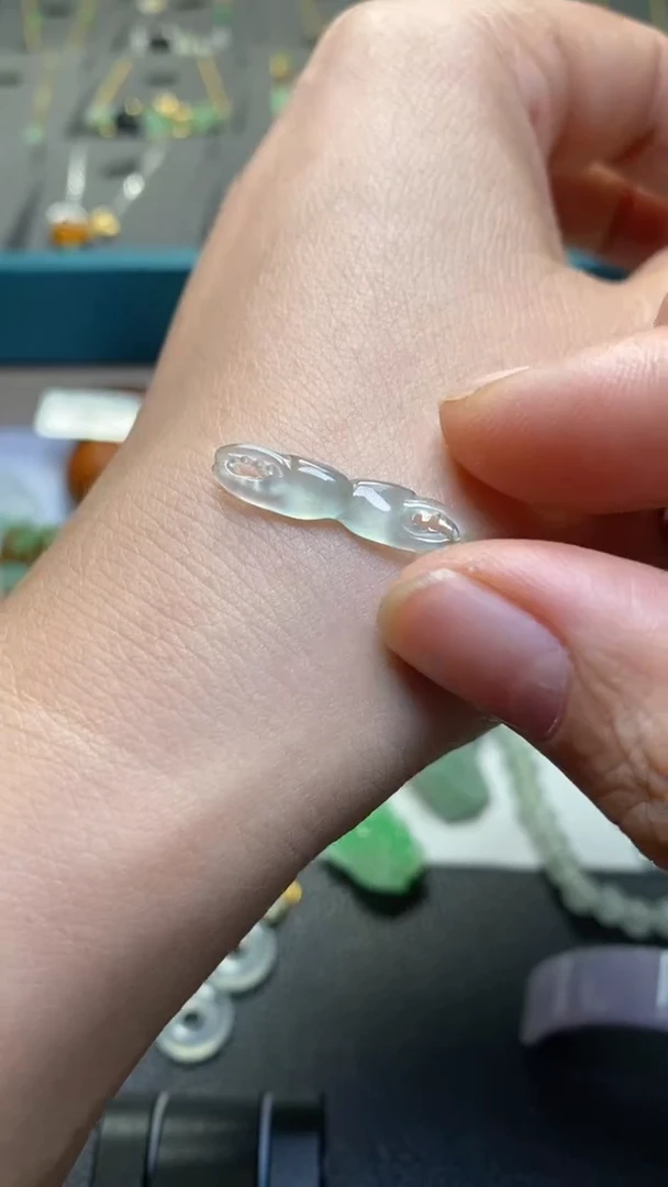 颈饰未镶嵌翡翠净货34418