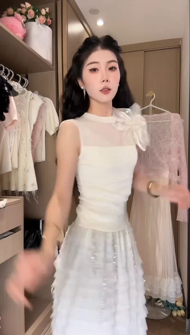8.5 R628杏色一件