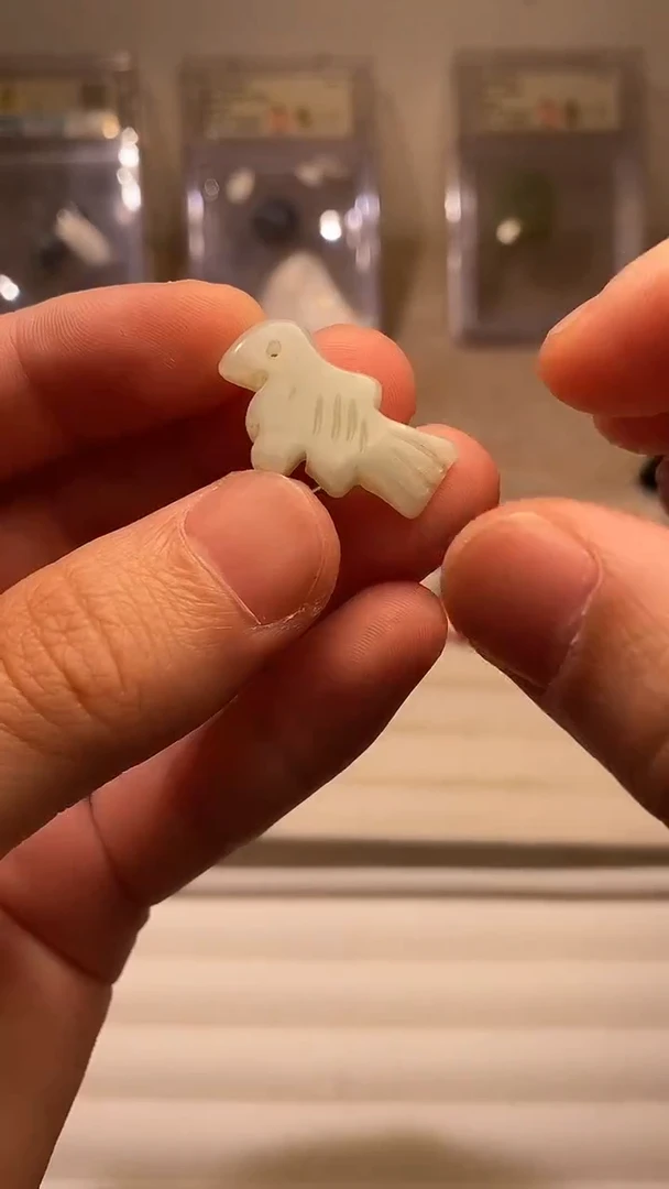 未镶嵌玛瑙/玉髓珠宝奇石西亚 吉祥鸟 护身 25.4x14.4