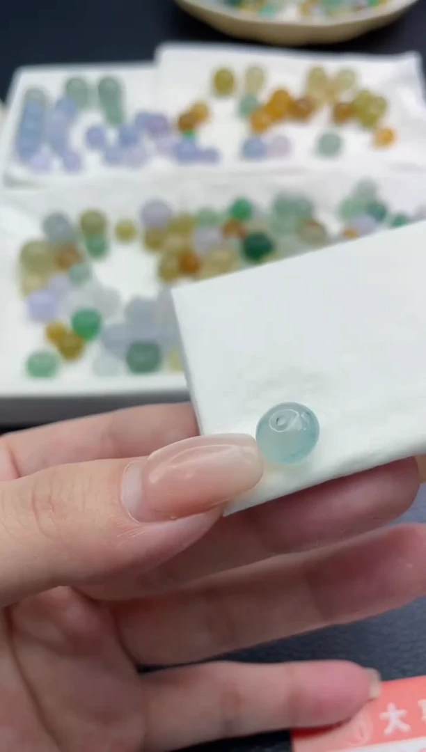 定制翡翠未镶嵌K**O珠子