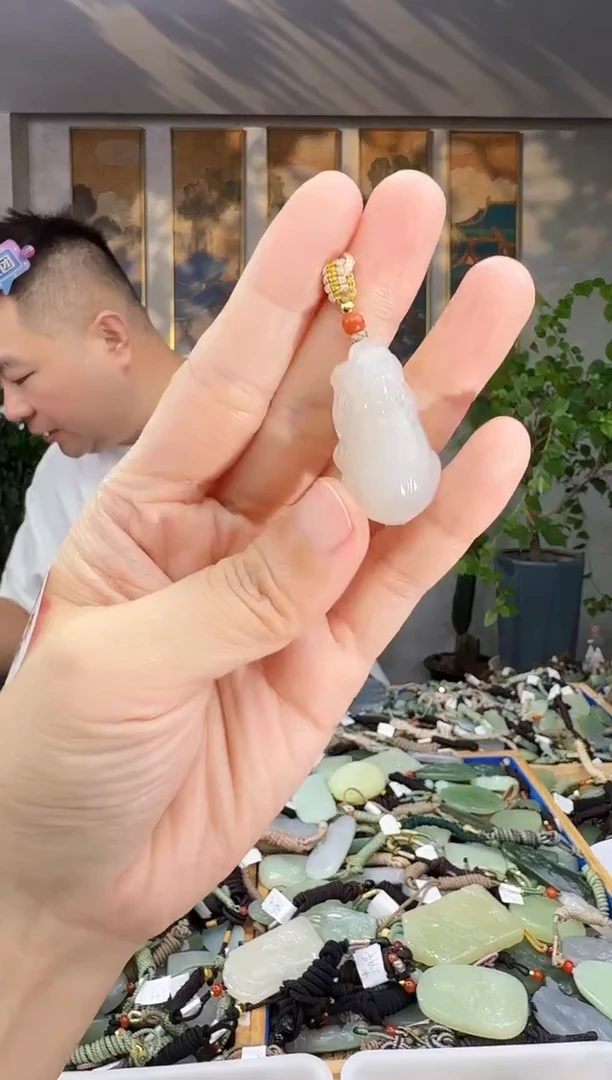 未镶嵌和田玉挂件拍一发一