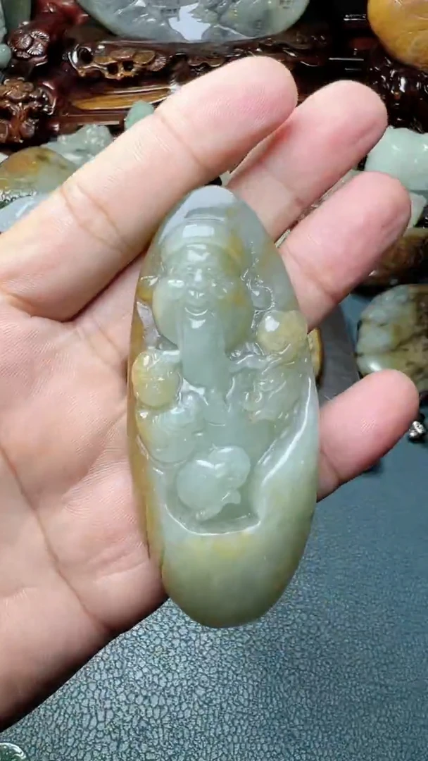 未镶嵌和田玉把件-