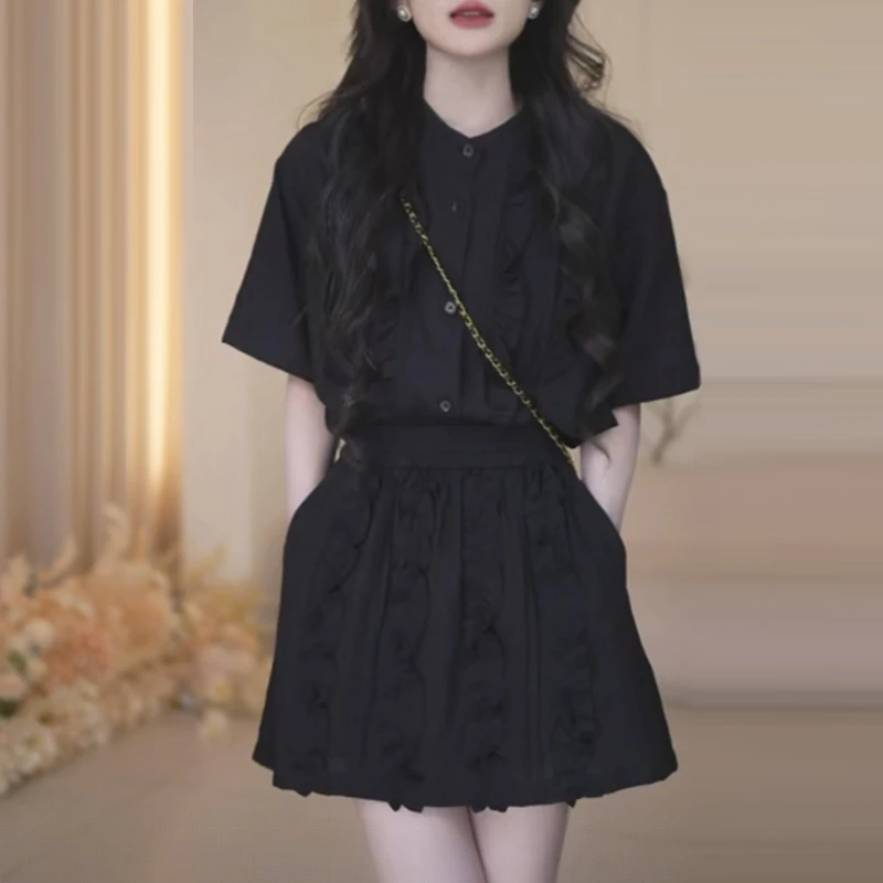 高级设计感简约套装2025夏季复古花边上衣法式短裙两件套