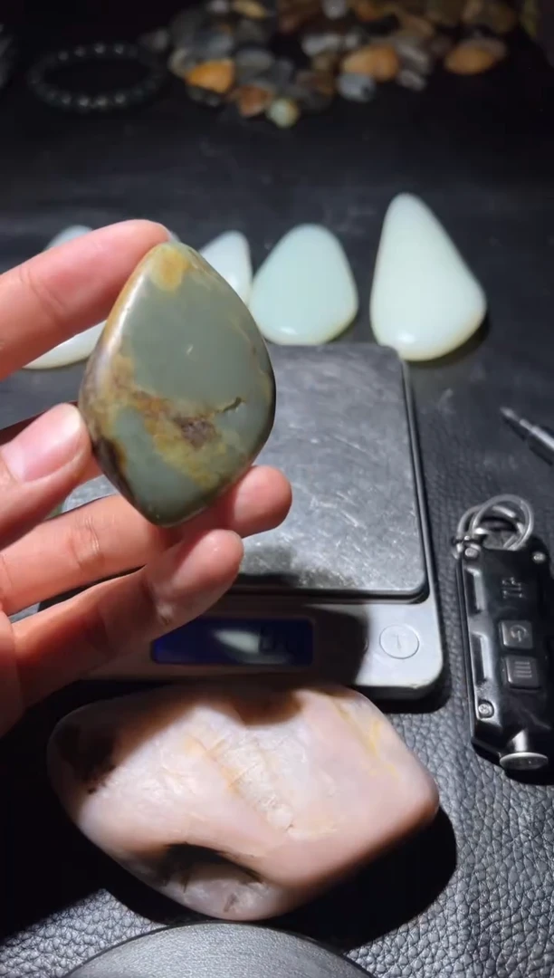 未镶嵌和田玉珠宝奇石103