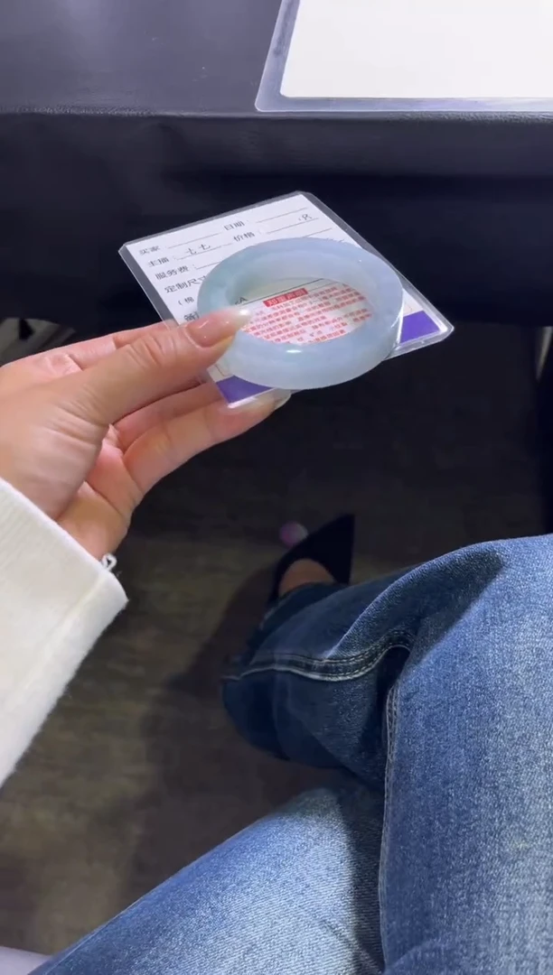 未镶嵌手镯定制翡翠西*定制手镯不退不换