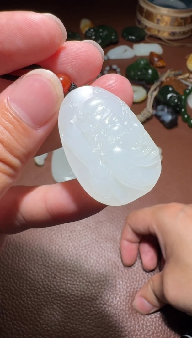 未镶嵌和田玉挂件周*和田玉