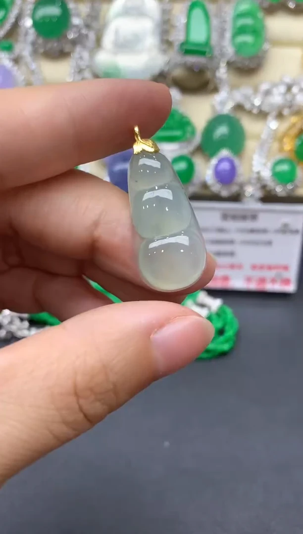翡翠未镶嵌颈饰217-中国好珍宝