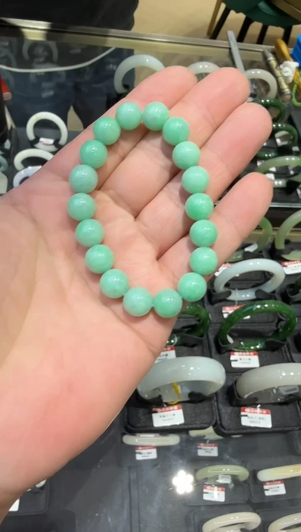 未镶嵌手链翡翠多样性发一