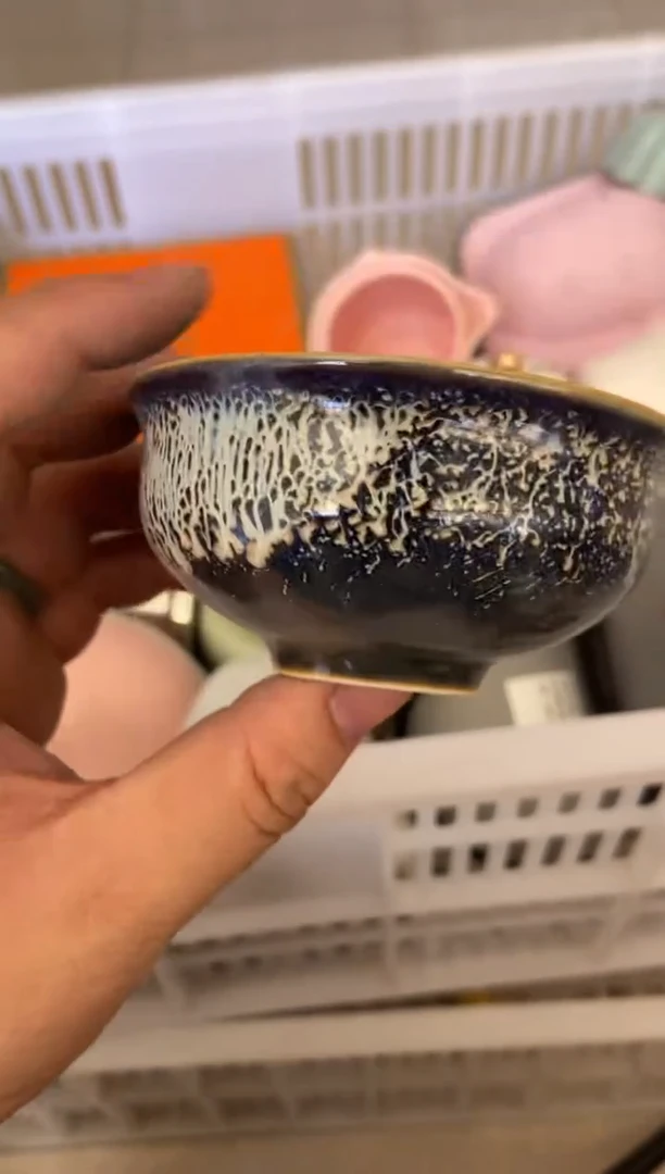 无运费险有瑕疵的摄影的产品有使用过的痕迹有点脏介意勿拍