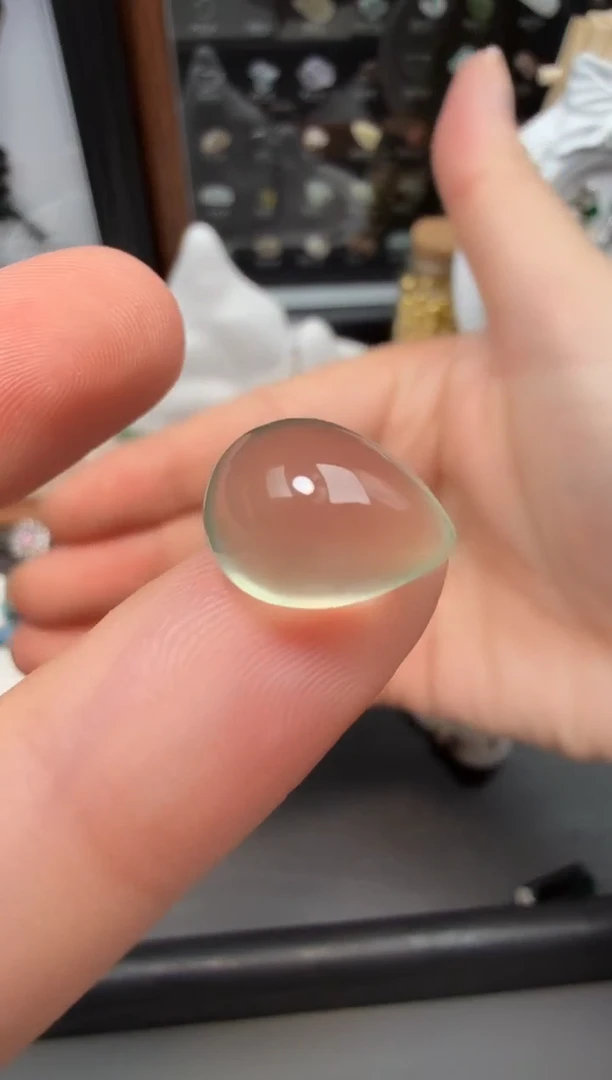 未镶嵌葡萄石裸石6.68CT-A189-1P