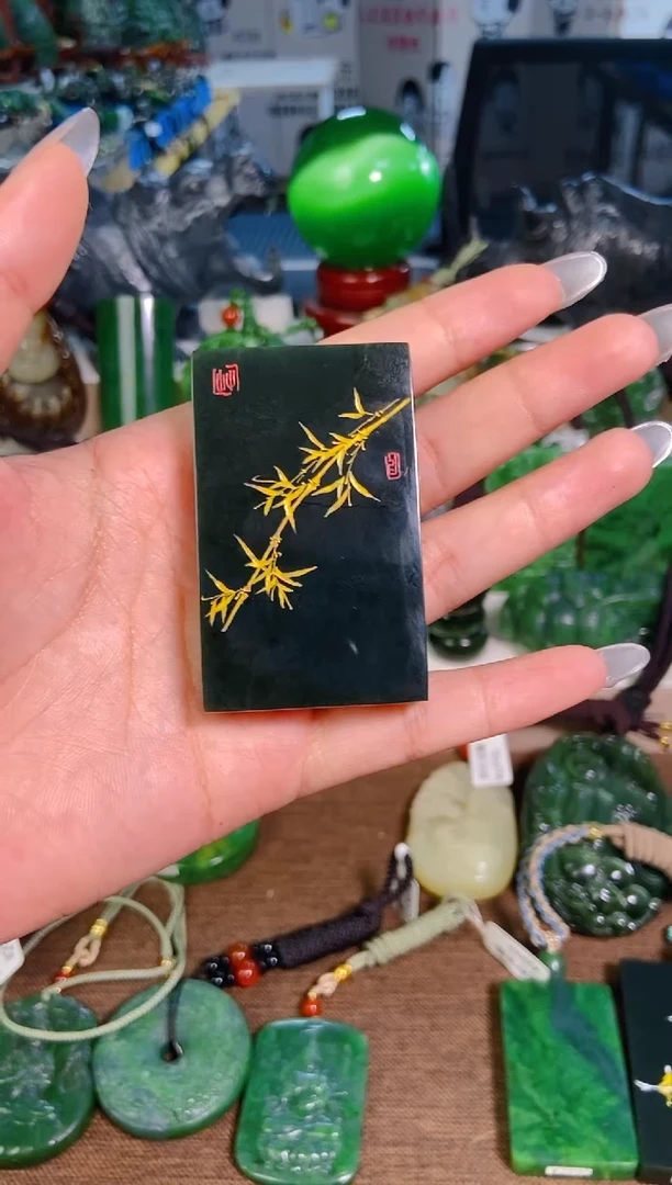 和田玉未镶嵌挂件1