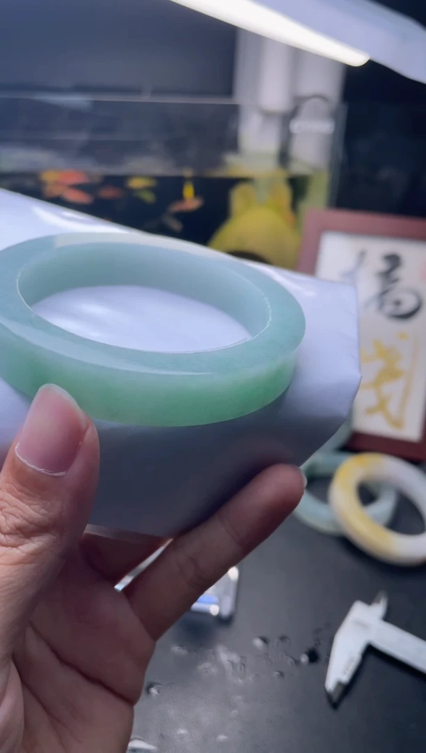 未镶嵌毛胚手镯定制翡翠毛胚定制