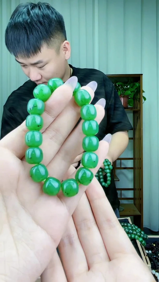 和田玉未镶嵌挂件拍一发一，多样性发货！