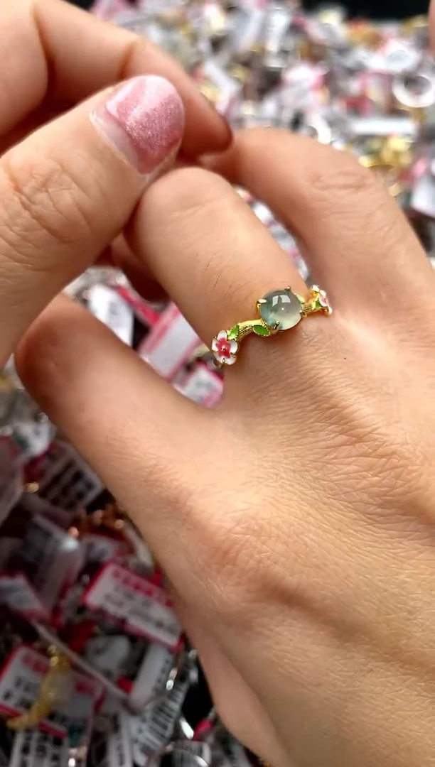 【闪购商品】翡翠戒指银S925镶嵌444444444    4