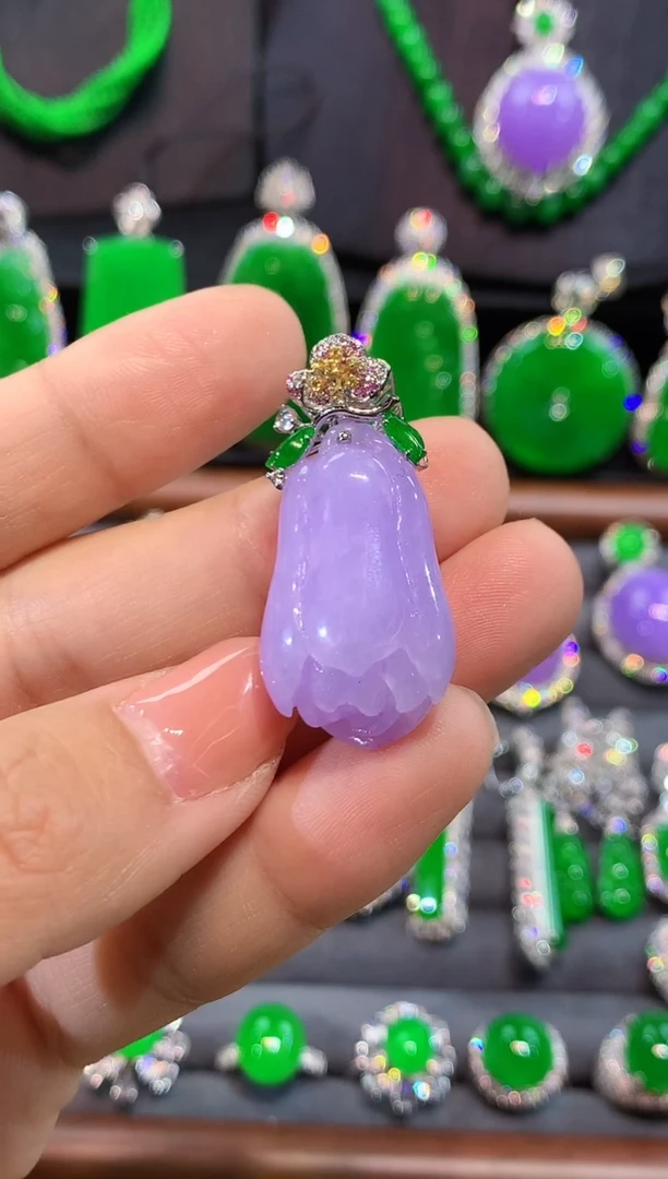 吊坠(不含链)18K金镶嵌翡翠吊坠