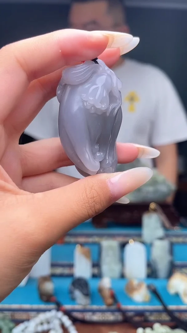 未镶嵌和田玉挂件1