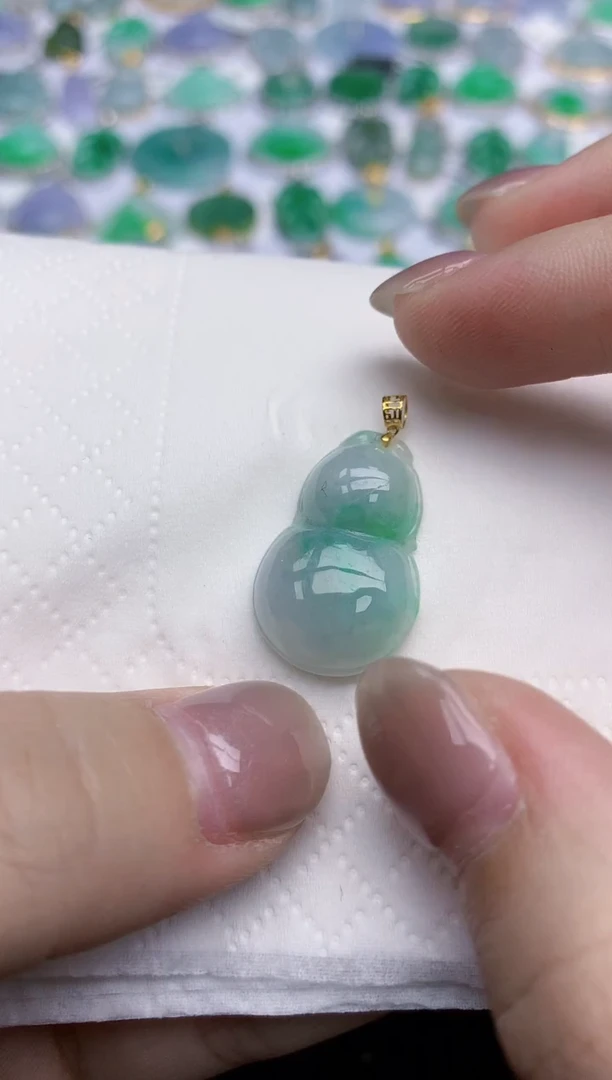 【闪购商品】翡翠颈饰未镶嵌天然翡翠A货