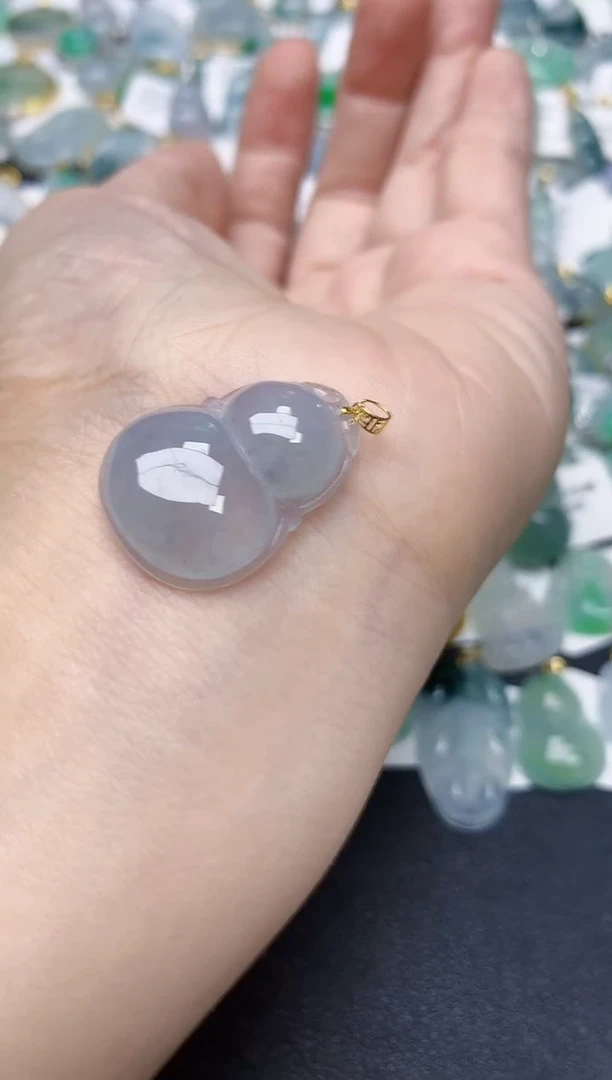 颈饰18K金镶嵌翡翠天然缅甸A货翡翠