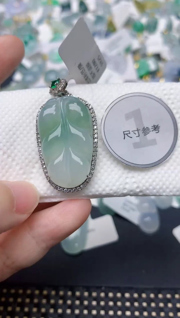 颈饰未镶嵌翡翠天然缅甸A货翡翠