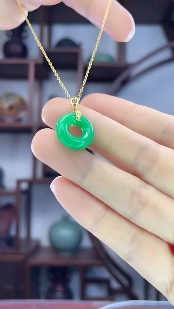 吊坠(赠链)未镶嵌翡翠D29翡翠小甜甜