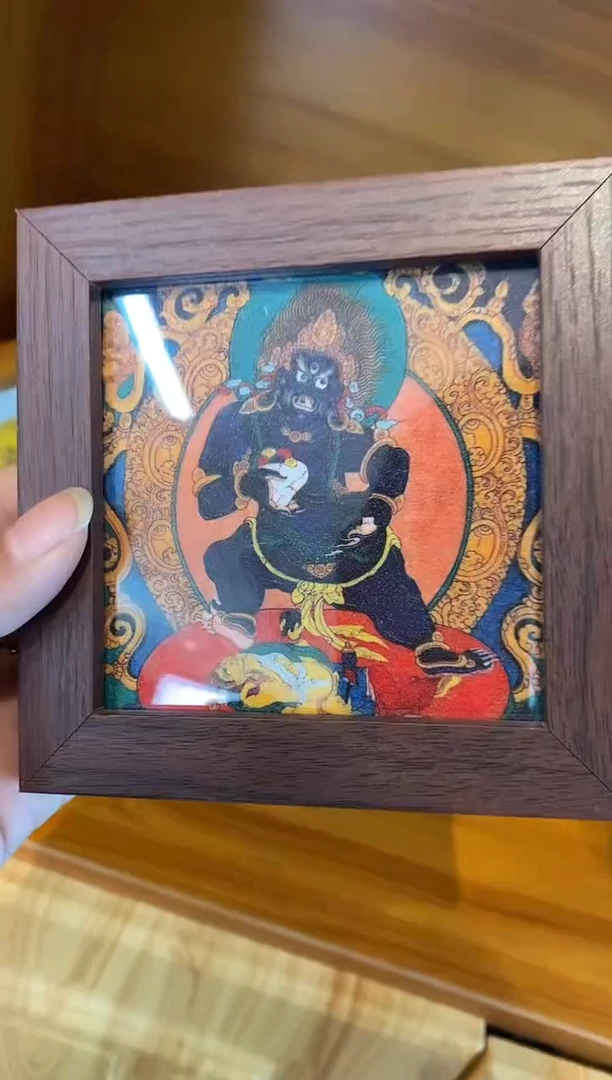 【闪购商品】泥塑黑C-与实物略有差异介意者慎拍