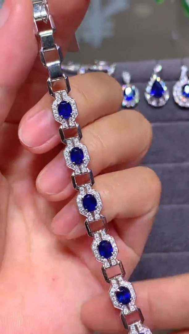 手链蓝宝石18K金镶嵌4.2CT