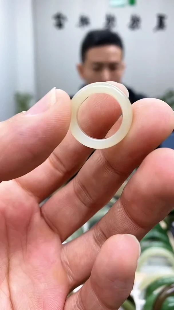 【闪购商品】和田玉手镯银S925镶嵌14.9