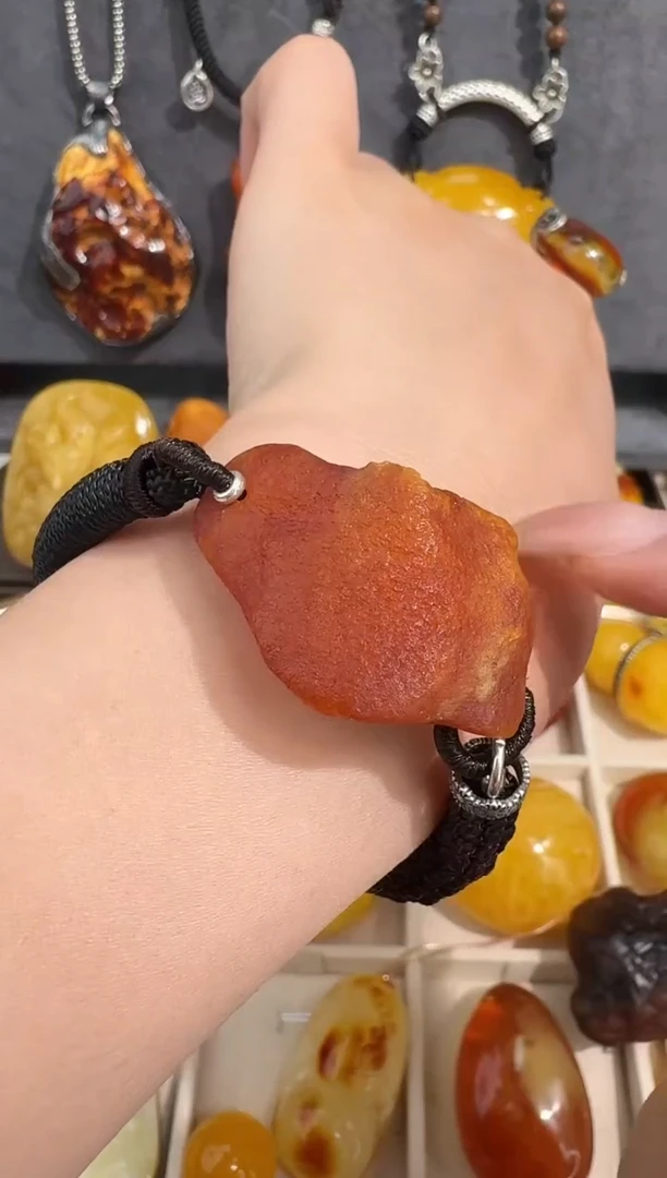 裸石琥珀未镶嵌琥珀