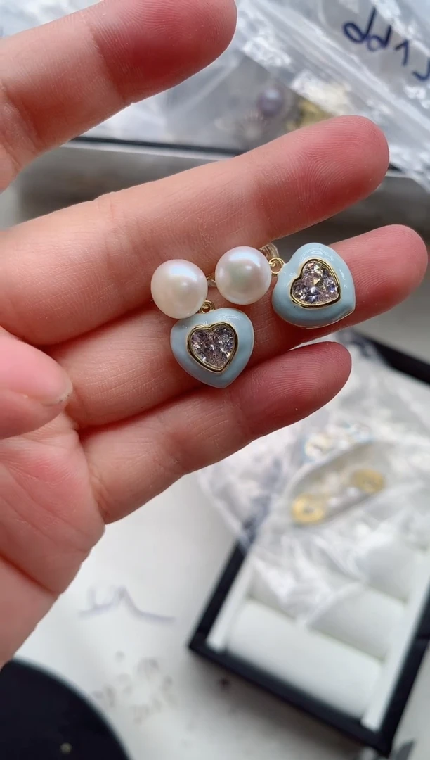 合金耳饰淡水珍珠多样性发其一，非无暇