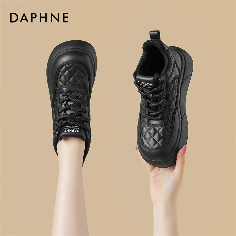 Daphne/达芙妮品牌休闲鞋2025新款厚底百搭时尚潮流防滑休闲女鞋