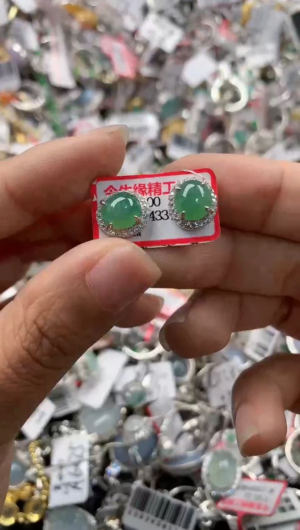 银S925镶嵌戒指翡翠888              6