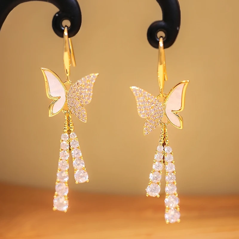 铜合金合成锆石耳饰 轻奢风高级时尚百搭蝴蝶耳环时尚中长款18