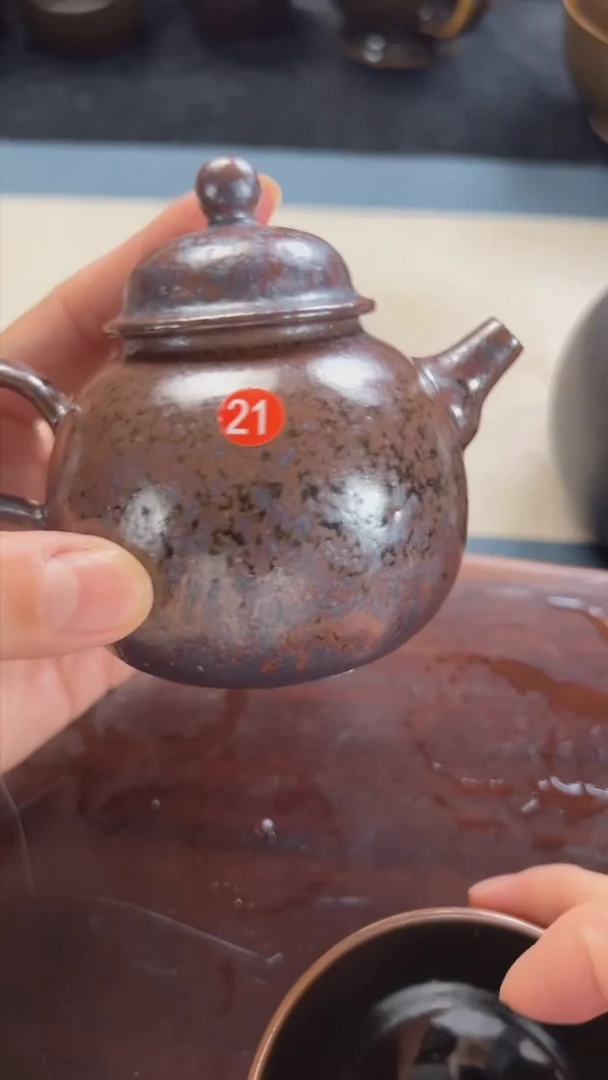 瑕疵  纯原矿 紫金壶