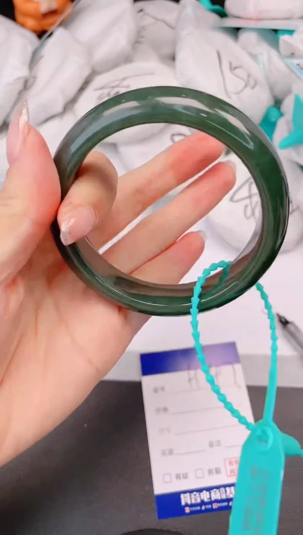 和田玉手镯未镶嵌17H197-60