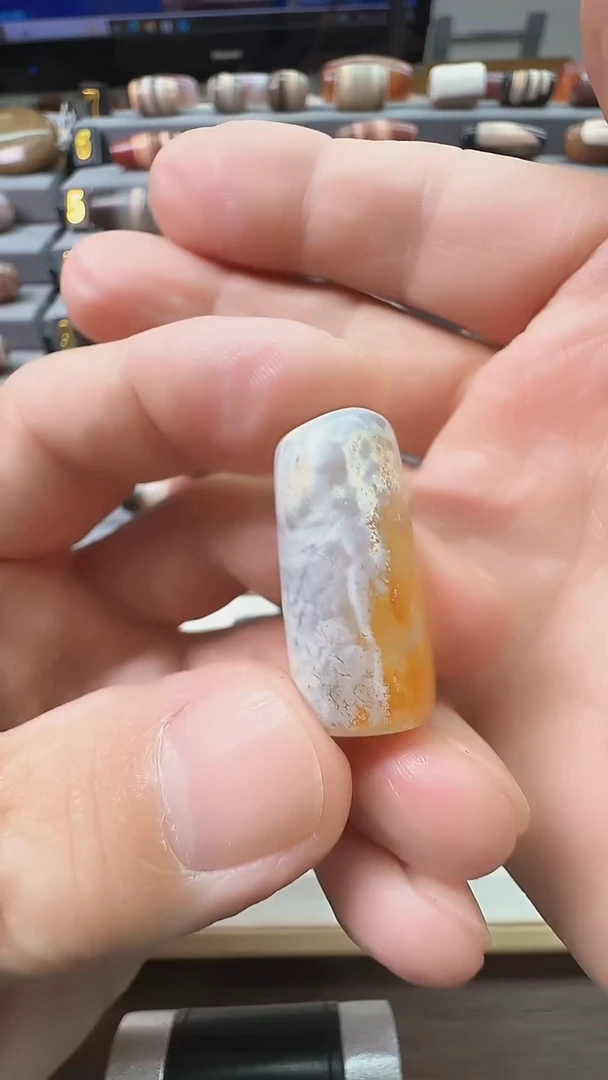 未镶嵌颈饰玛瑙/玉髓玛瑙31*14