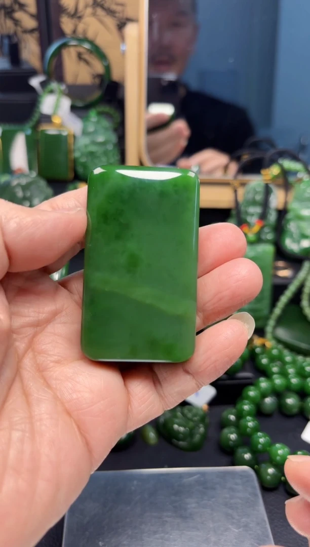 【闪购商品】和田玉（碧玉）吊坠(赠链)未镶嵌1