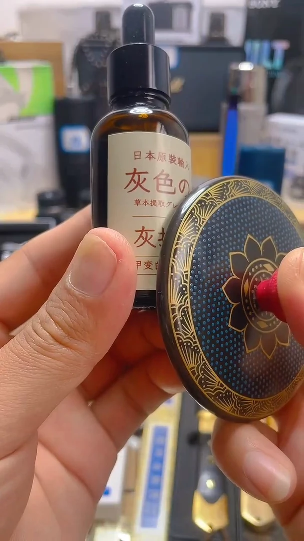 瓷片闪购商品 如图所示