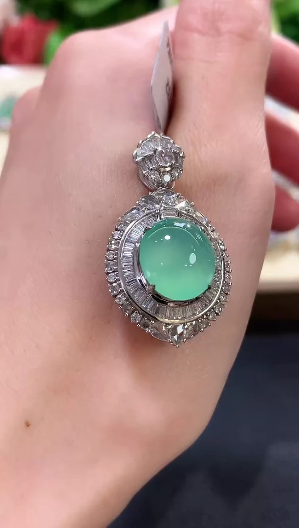 吊坠(不含链)18K金镶嵌翡翠b64