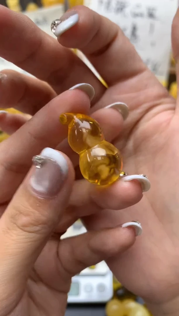 琥珀未镶嵌珠宝奇石079琥珀蜜蜡微瑕