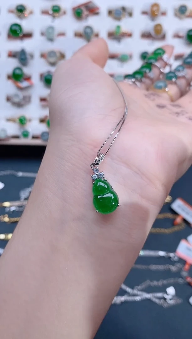 翡翠银S925镶嵌颈饰天然翡翠