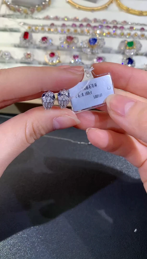 【闪购商品】蓝宝石耳饰18K金镶嵌R444|2980