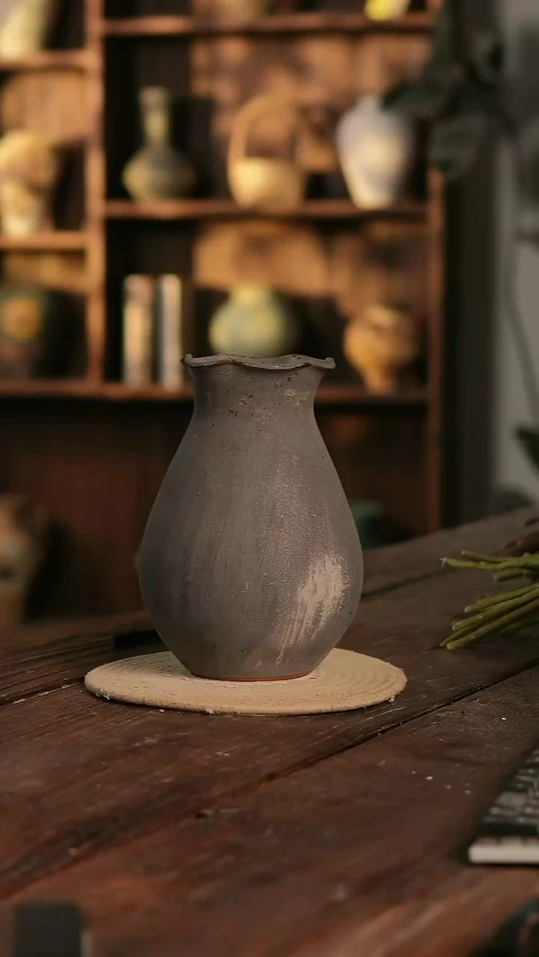 摆件11-414 陶瓷花器高24口径10