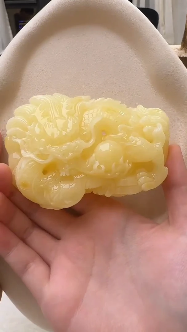 琥珀颈饰未镶嵌吊坠